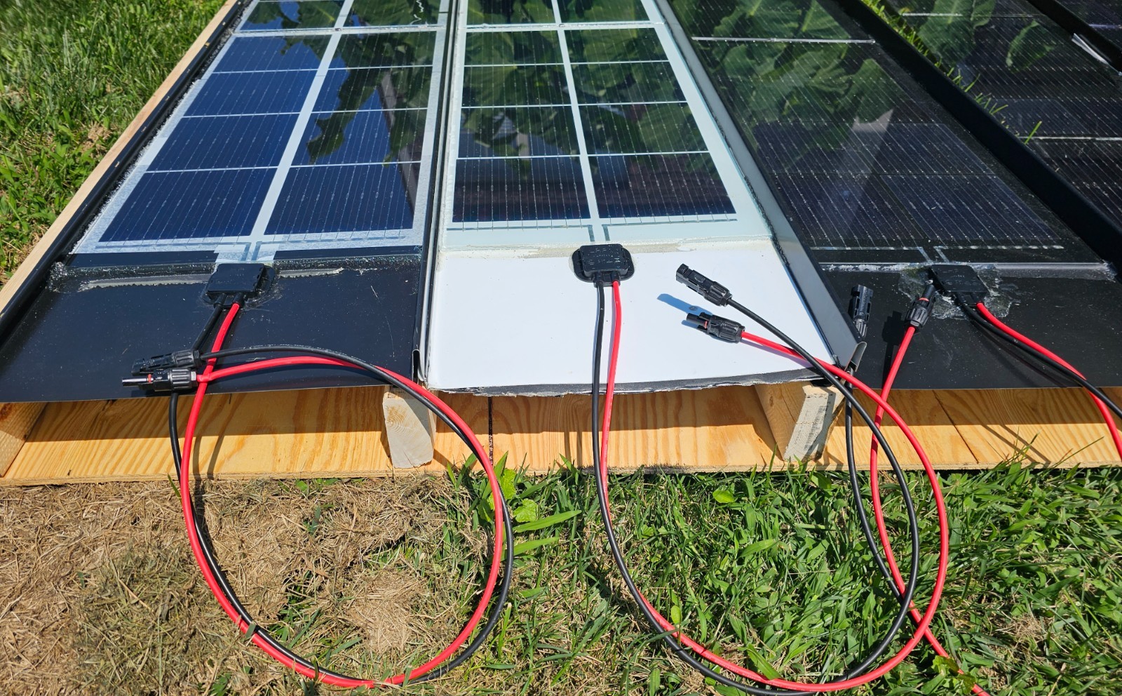DIY Solar Panel, String of 4 PV cells (1 box, 320 PV cells) 9bb, 22.2%-23.5% eff