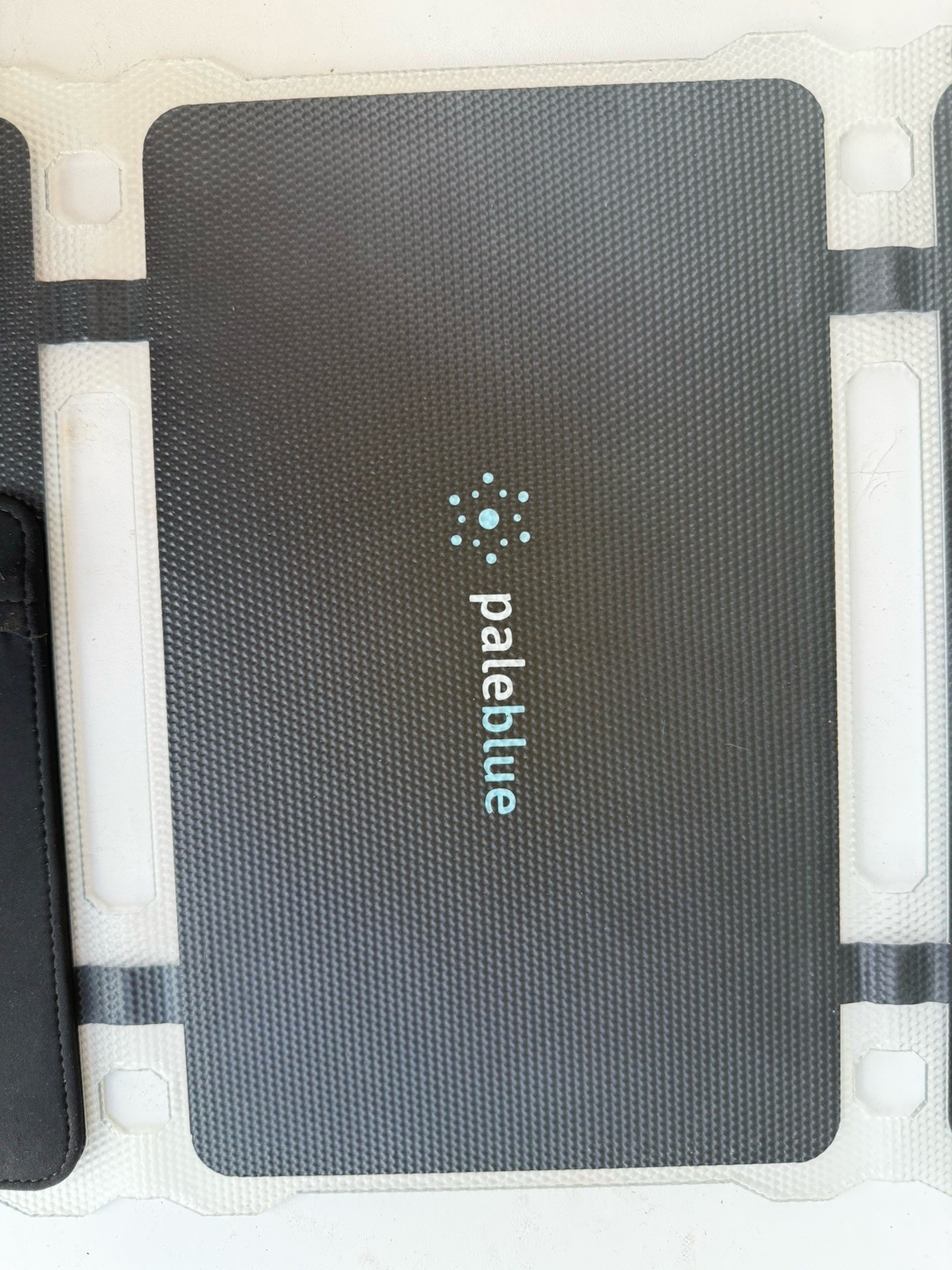 Paleblue Approach 2 Portable Tri-fold Solar Panel Charger 21 Watts PANEL ONLY