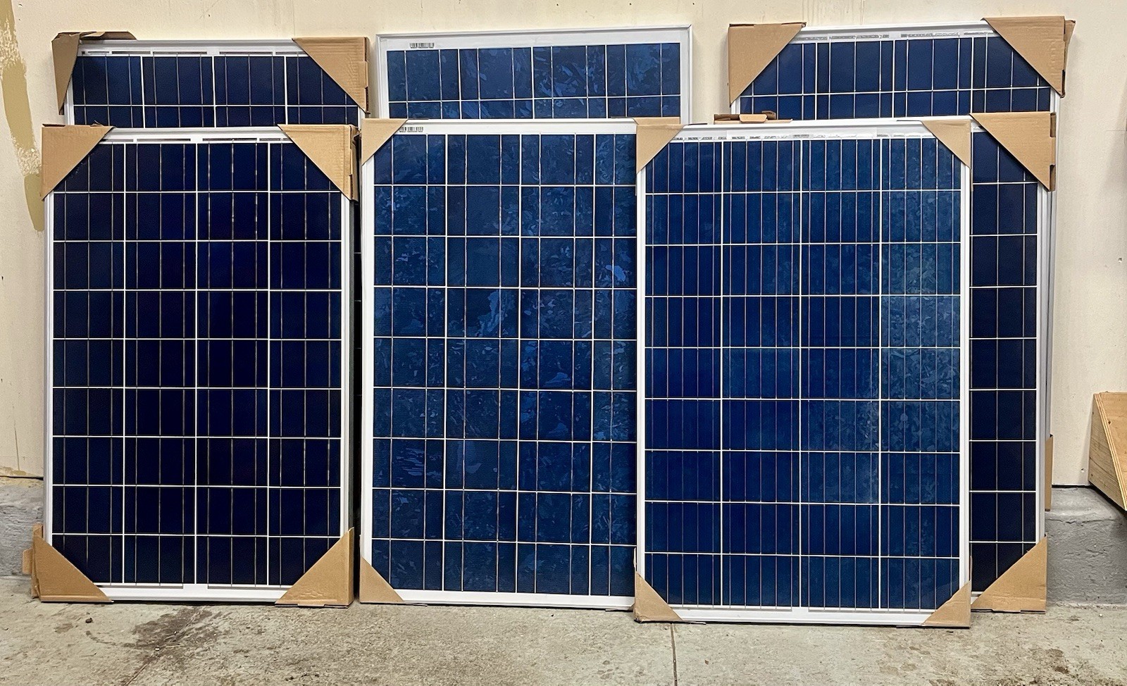 Lot Of 7 Grape Solar GS-Star-100W 12V Solar Panels Tested Open Box PICKUP ONLY