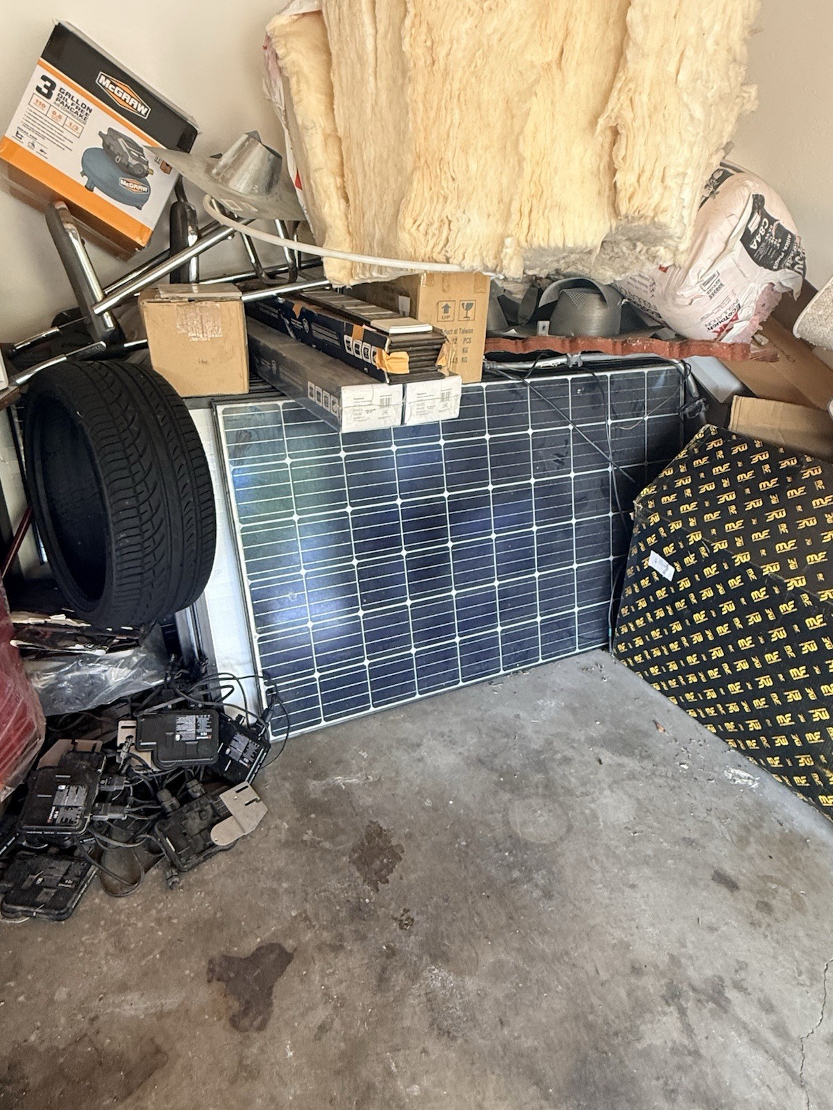 Used 300 Watt QCELL (18 Panels) + IQ6 Inverter + Racking System