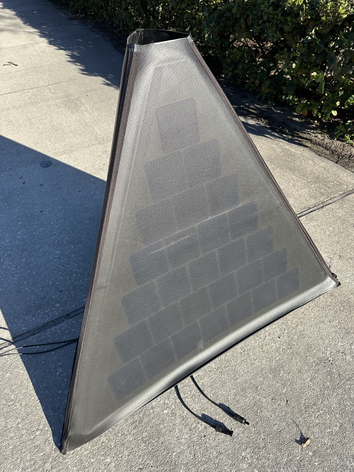 12V-48V 300W Solar Array for Tripod