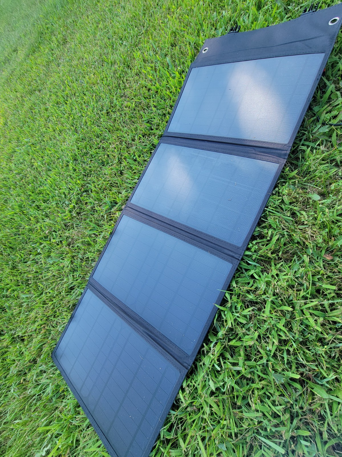4Patriots Power Sidekick 300W Solar Generator 40W Solar Panel EUC In Box