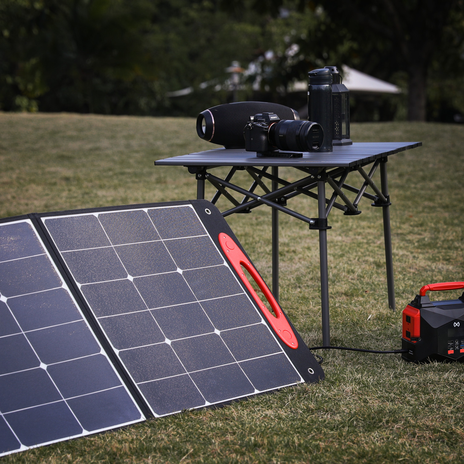 20V/100W Foldable Portable Solar Panel w/USB Charger for Phone Charging, Camping