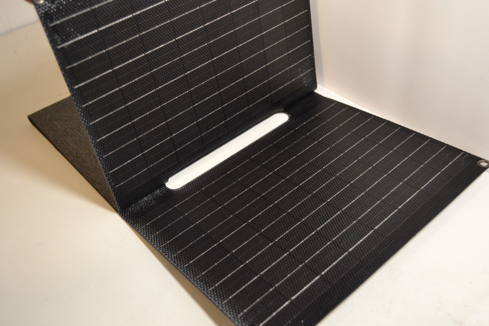 Portable Solar Panels 40W, Foldable Solar 4 Panel Charger Product Model: YT40