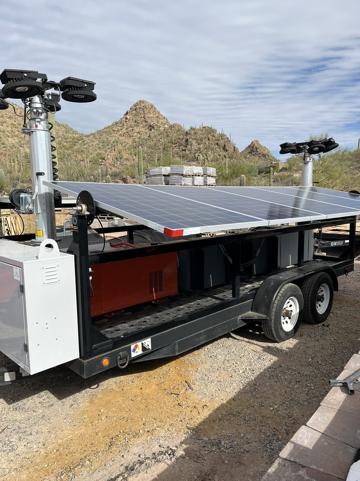 Off Grid Mobile Solar Generator