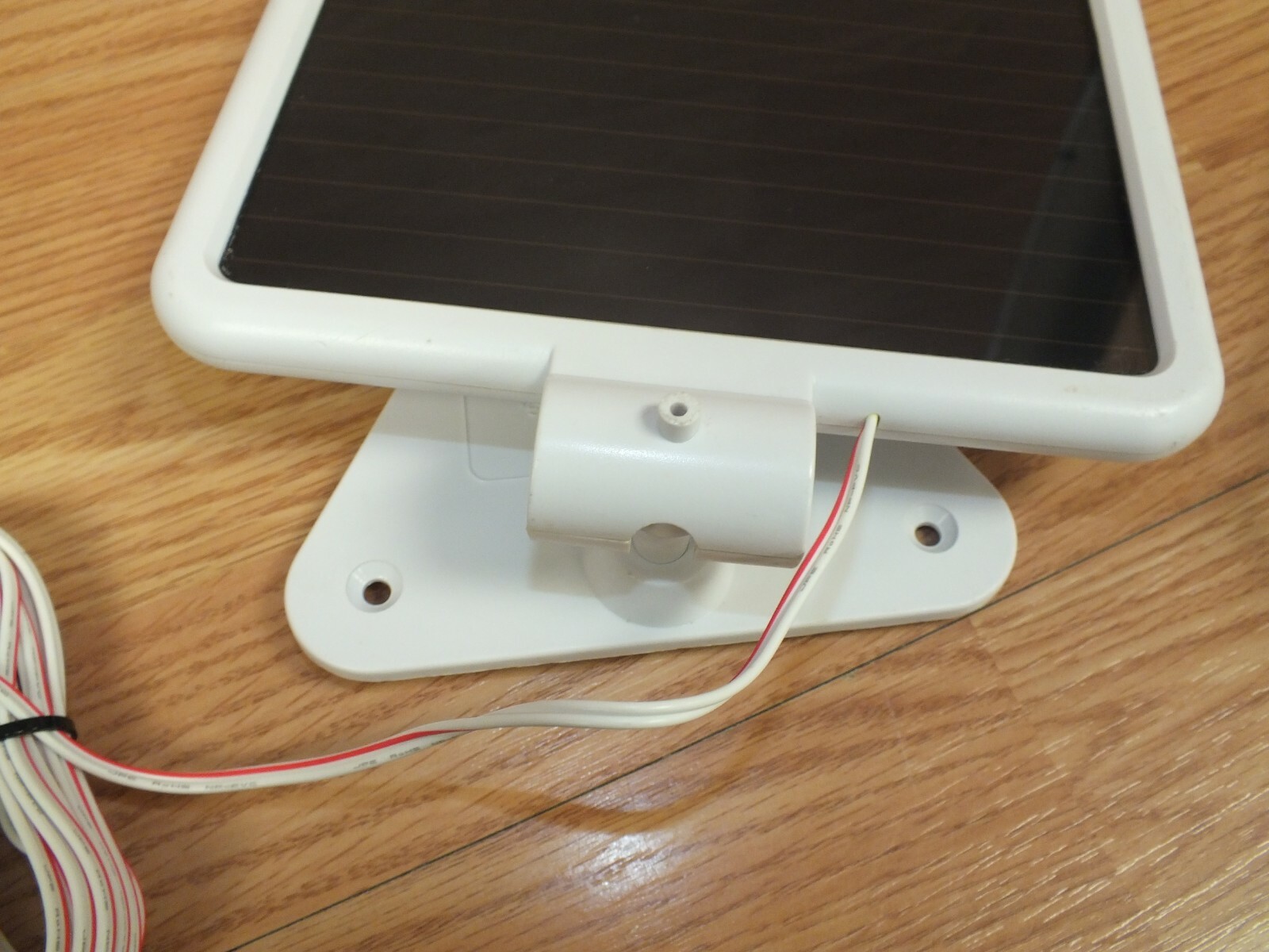 Unbranded Square White Solar Panel Charger For Outdoor Use Only **READ DETAILS**