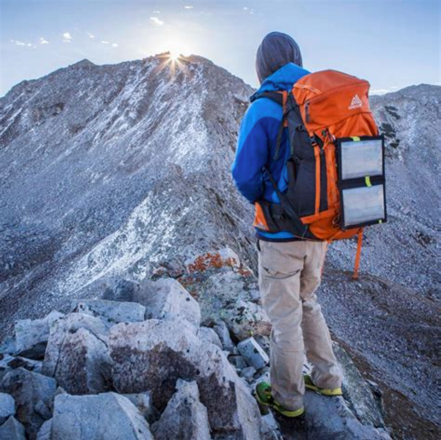 Goal Zero Nomad 7 Black Portable Solar Panel, charge your smartphone by the Sun