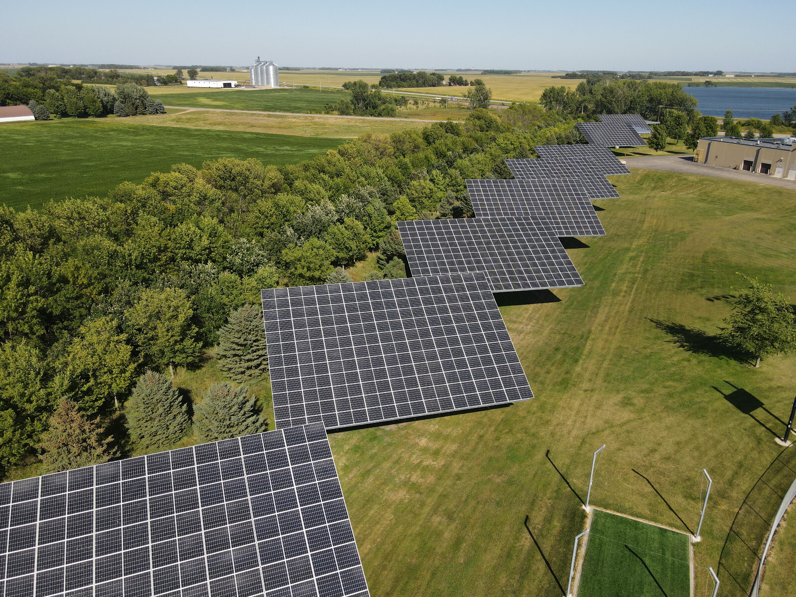 $147/PANEL FREE SHIPPING CWEnergyT410W Black (35)Solar Panels, Bifacial, $0.36/W