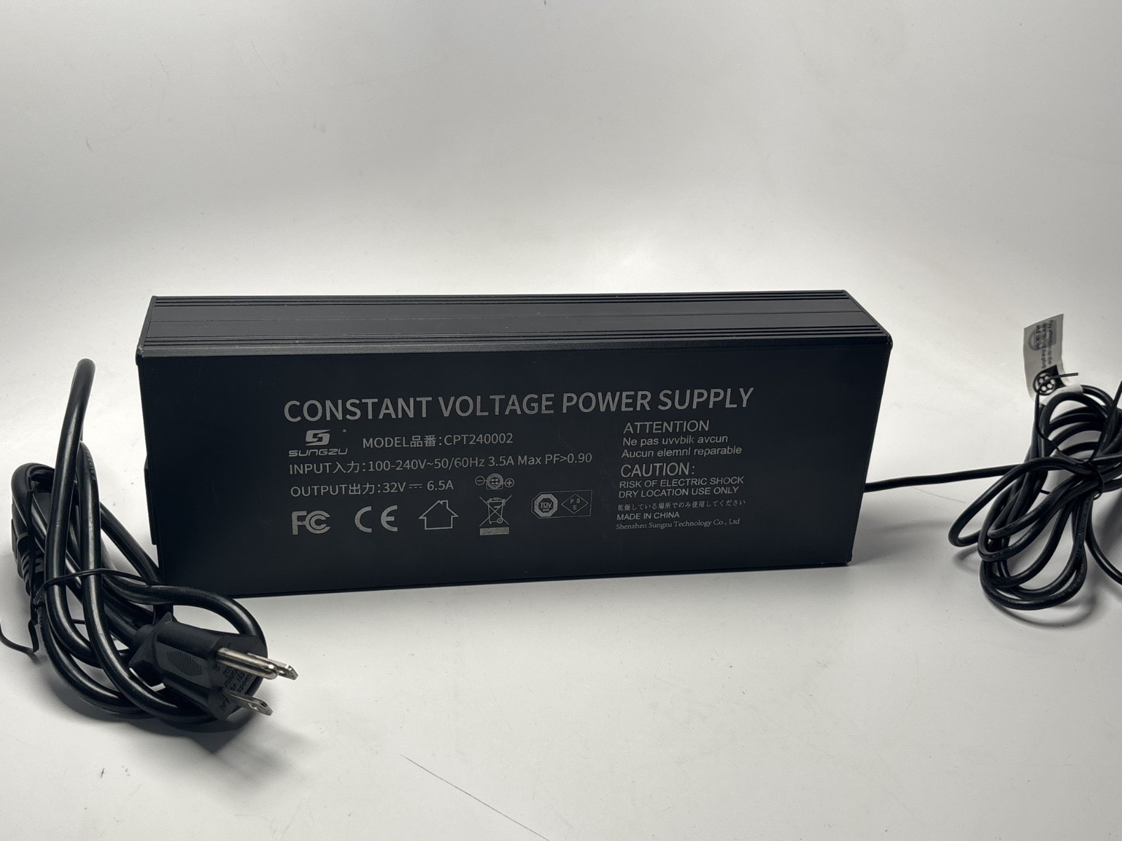 SUNGZU SKA1000 1000W 110V/220V Portable Outdoor Emergency AC/DC Lithium Battery