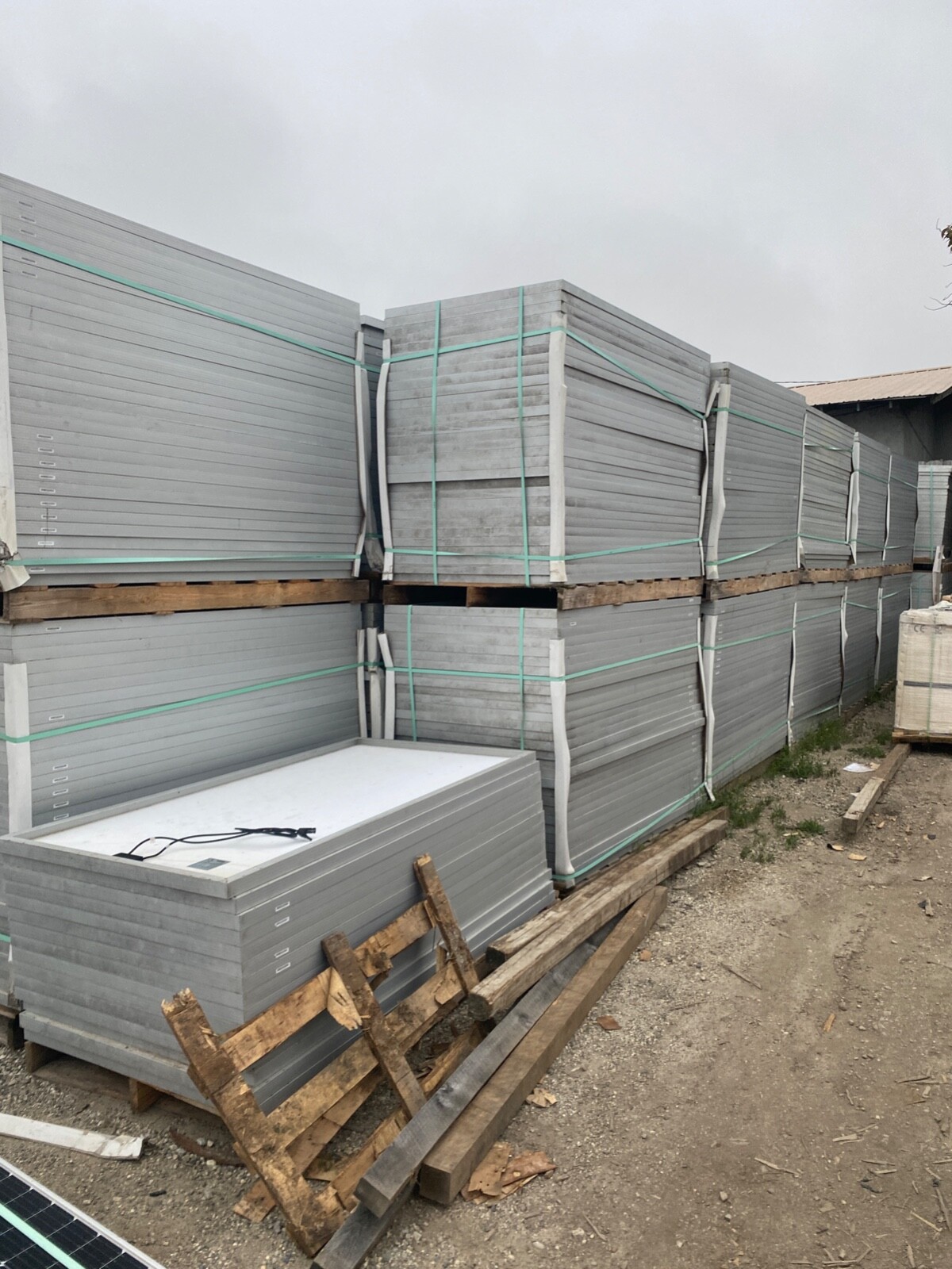 7875 WATTS Pallet of 25 Phono Solar PS315P/24T 31 REC/Canadian Solar/Q Cells