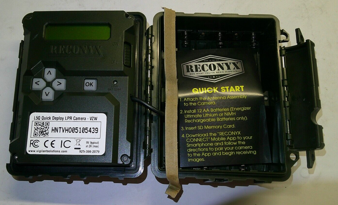 Reconyx 10 Watt Solar Charger and Internal 12 V Lead Acid Battery SC10. L5Q Kit