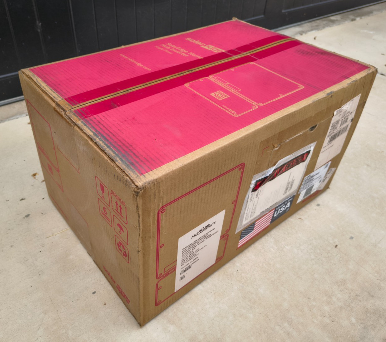 New sealed SolarEdge SE6000H-US Single Phase Home Hub Inverter with HD-Wave