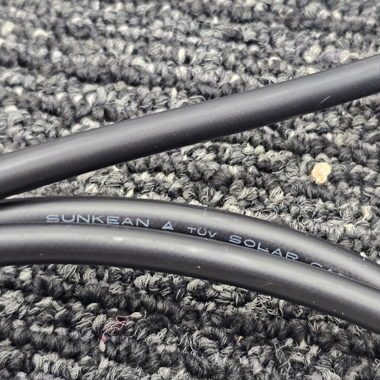 (QTY 2) Renogy RNG-EXTCB-5FT-10-G1-US 5Ft 10AWG Solar Extension Cable Connector
