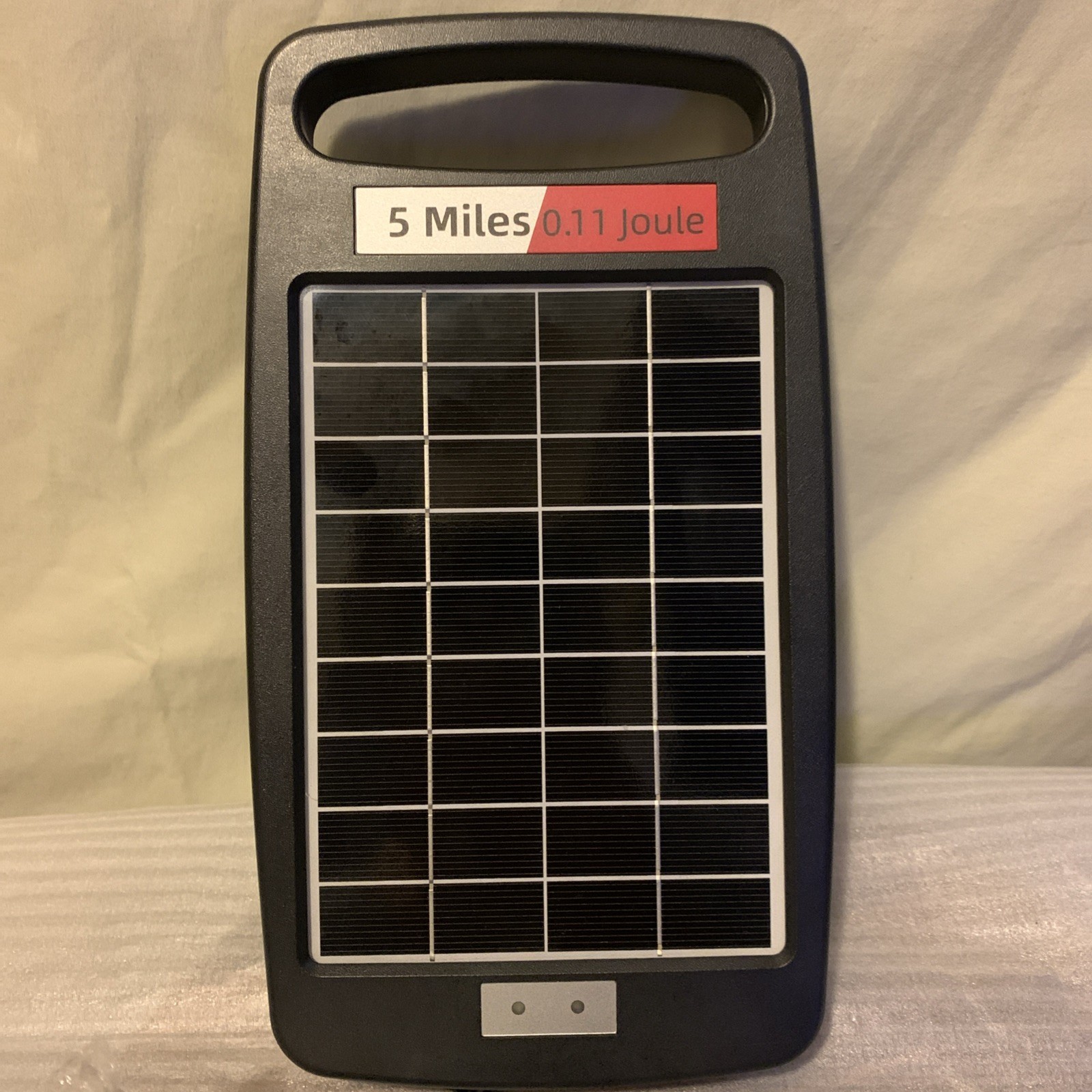 5 Miles Solar Powered Electric Fence Charger – 0.11J Output, 24/7 Day/Night Prot