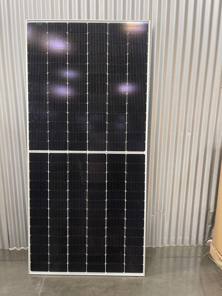 NEW 535 watt solar panels BiFacial – commercial – residential – pallet
