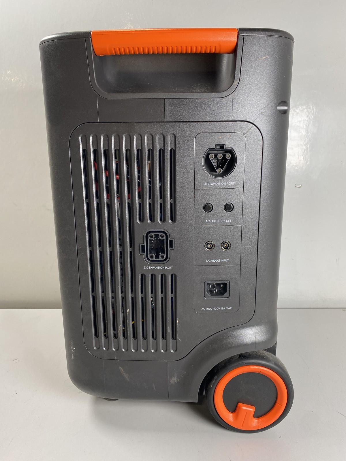 Jackery HomePower 3600 Plus Portable Power Station *NO AC CHARGING CABLE*