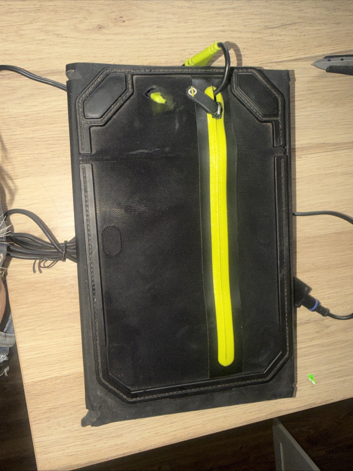 Goal Zero Nomad 28 Plus Solar Panel Portable Folding Charger Used Untested