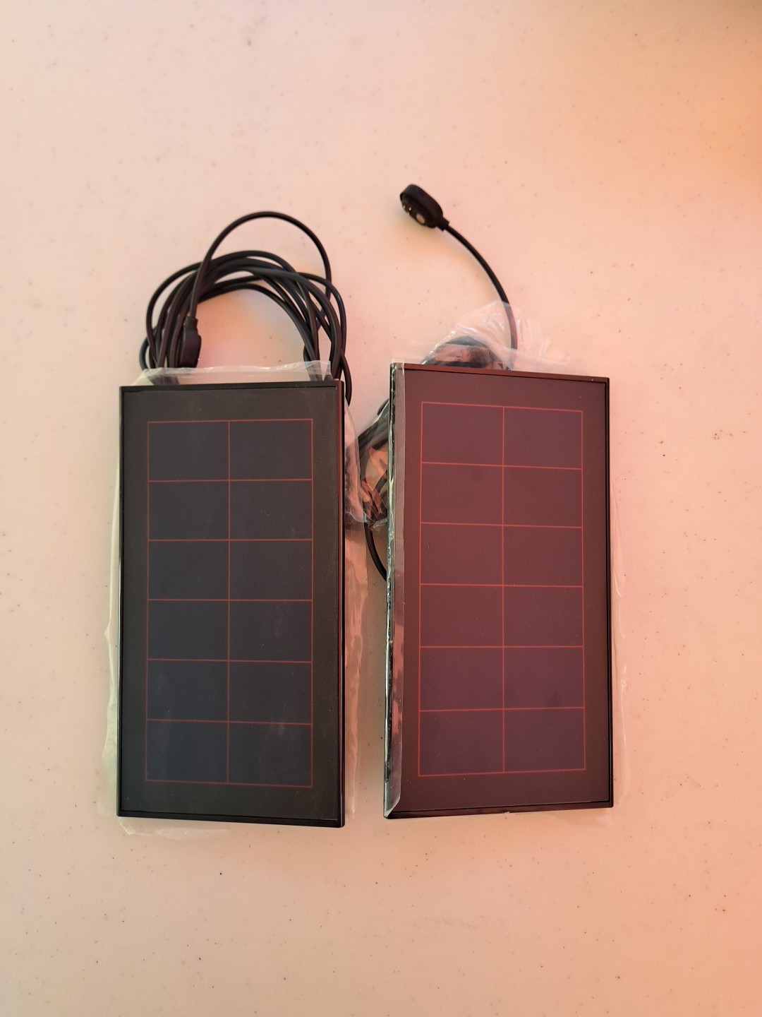 Set Of 2 Arlo VMA5600 Solar Panel Charger Black / No Mounts Panels Only