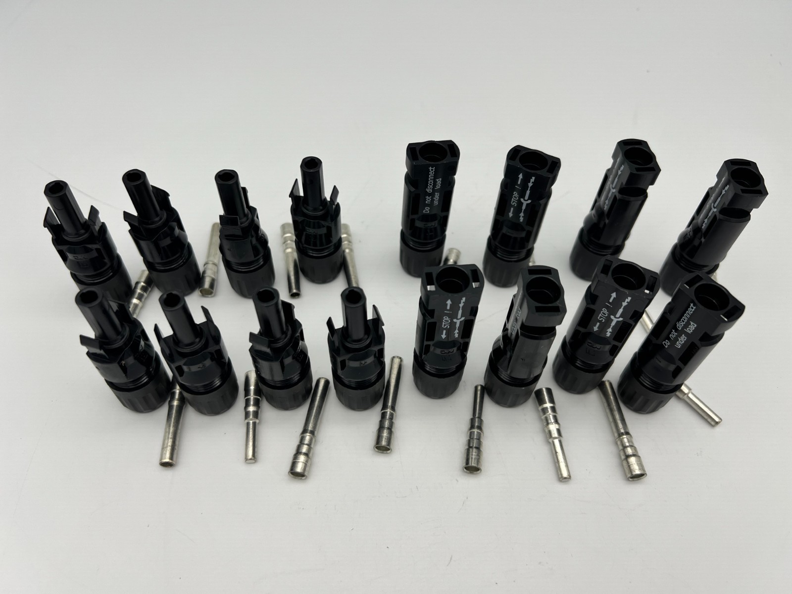 Pair connectors for PV 6 AWG wires Staubli MC4 UL listed
