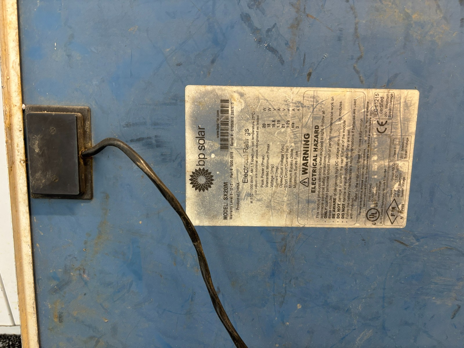 Lot of 2- BP Solar 20 Watt Solar Panel SX20M. Part #5200.0013.