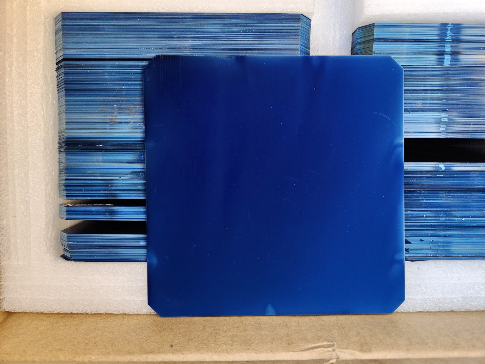 LOT Maxeon Sunpower flexible monocrystalline solar cells Specs Unknown