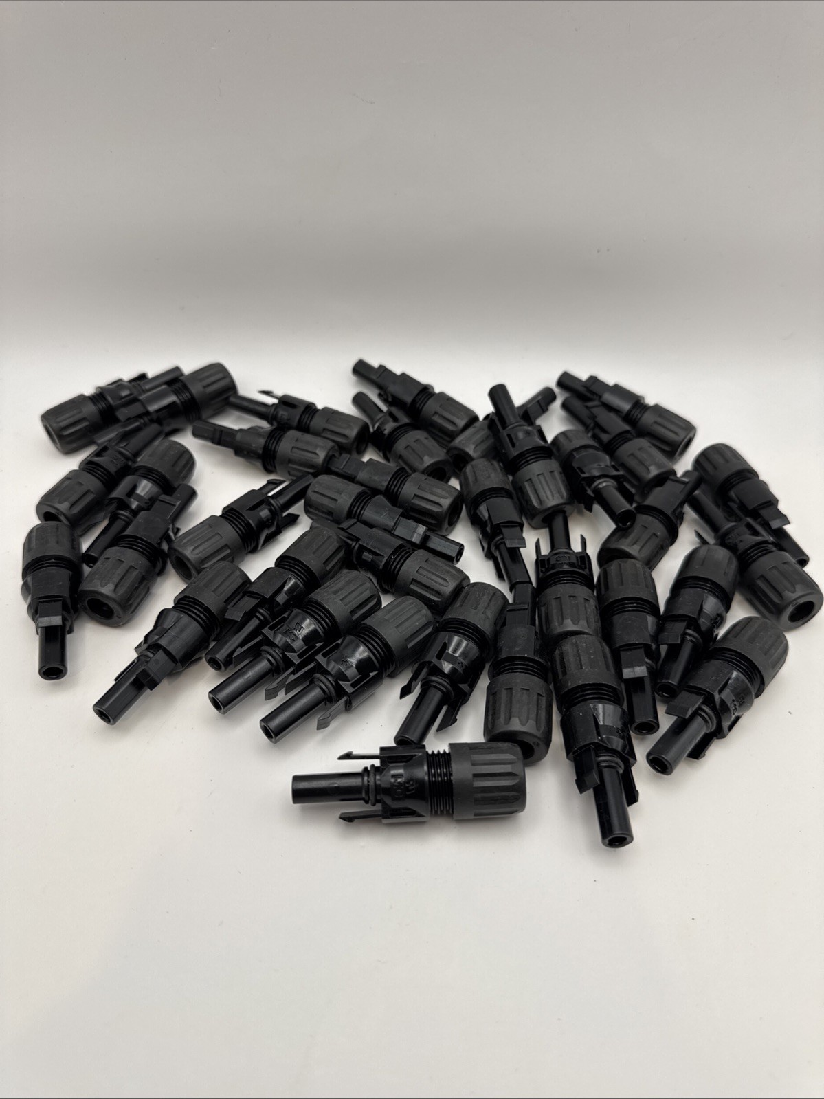 MC4 Male Solar Wire PV Photovoltaic Connectors Cable Coupler Bundle Lot Of 35