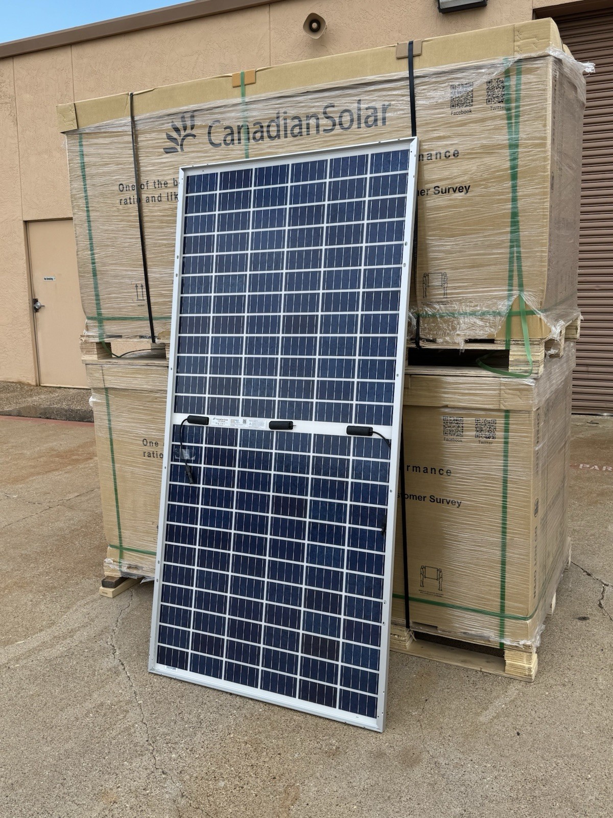 35pcs 350W Canadian Tier 1 Bifacial Solar Panels
