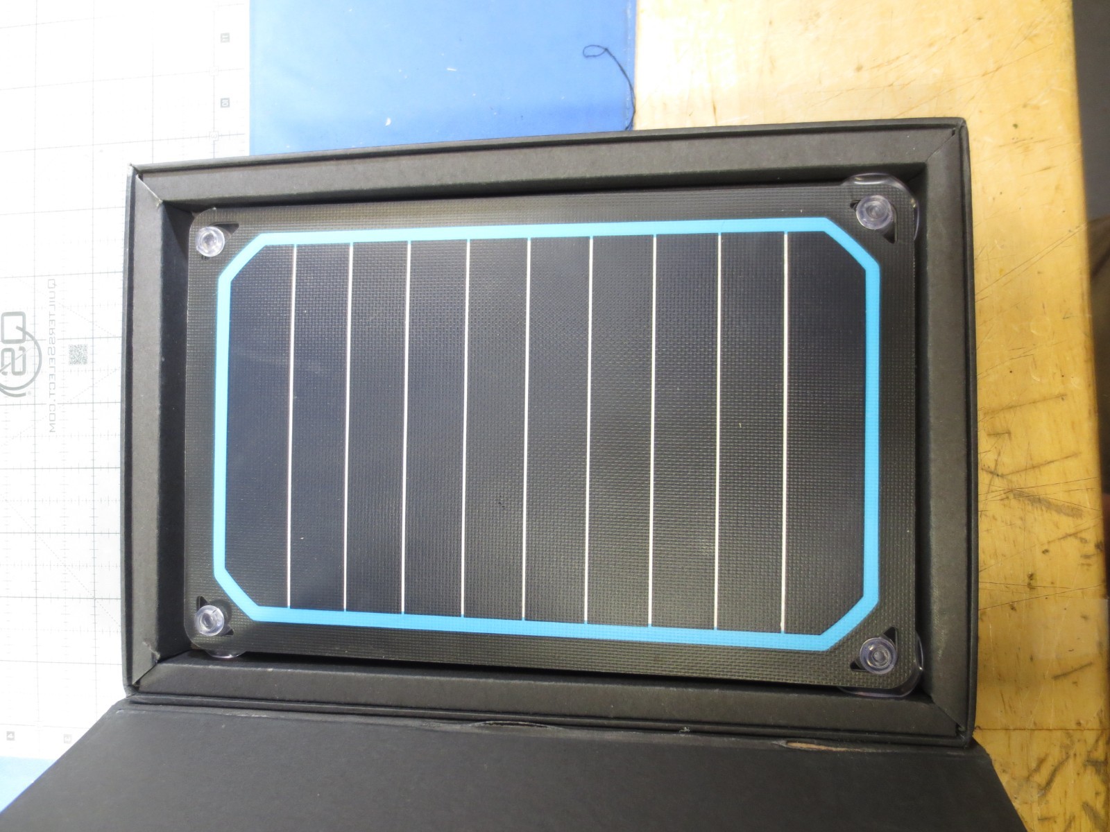 Renogy E.FLEX5 Monocrystalline Portable Solar Panel with USB Port 5 Watt in Box!