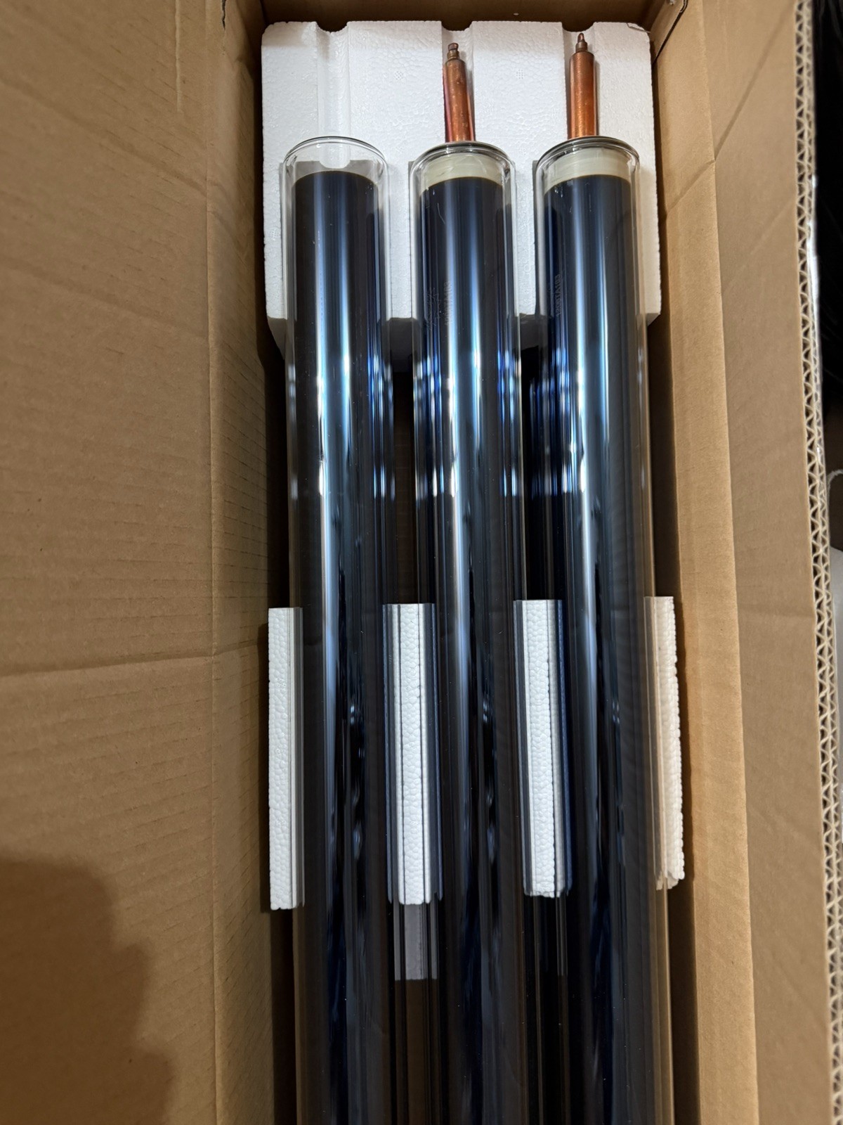 New Sealed Box of 58x1800mm Evacuated Solar Tubes 5HP + 1 empty tube