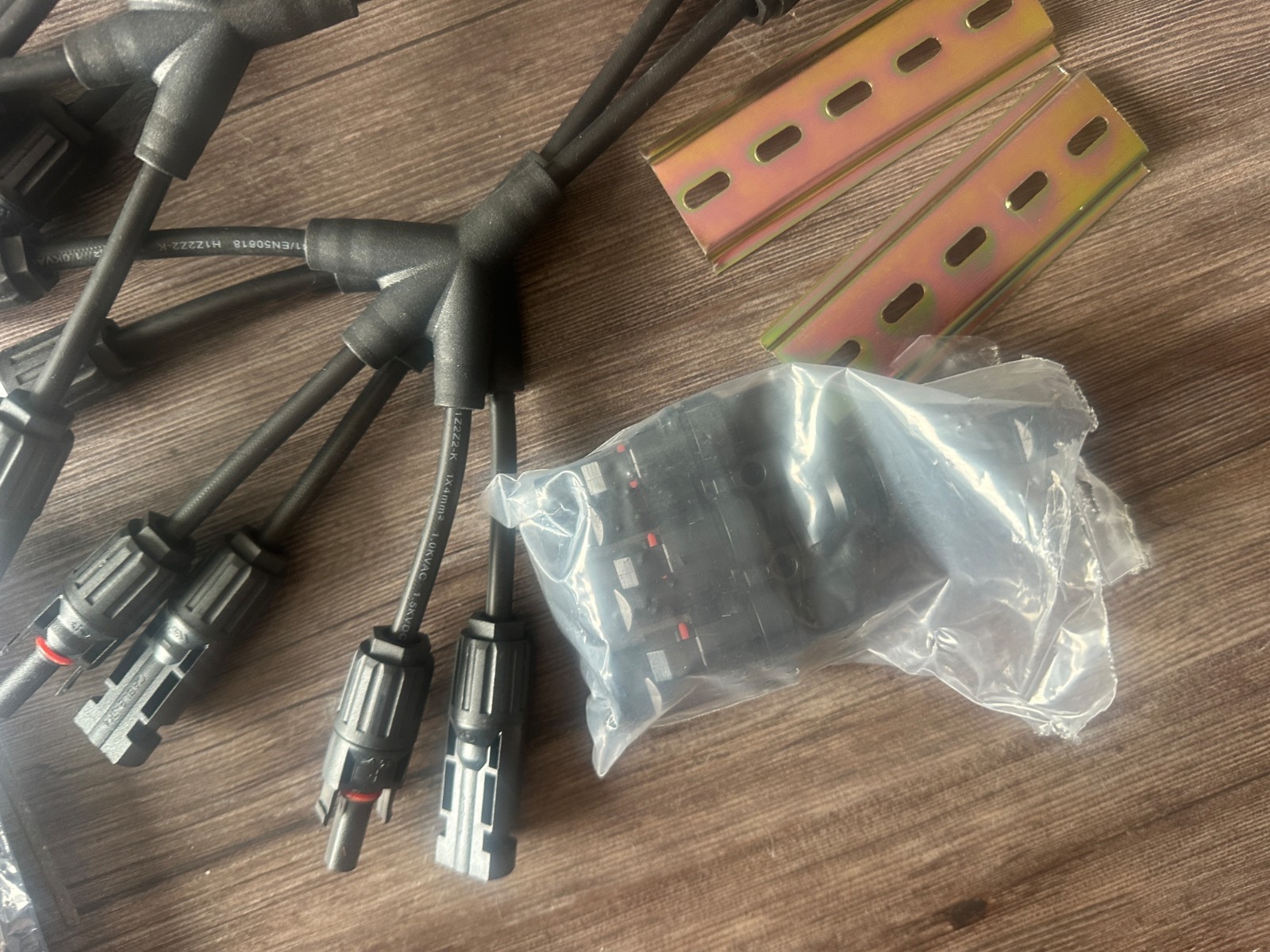 Solar MC4 Connectors Y Splitter Cable Lot 10+ Pairs + Wires PV Panel Extension