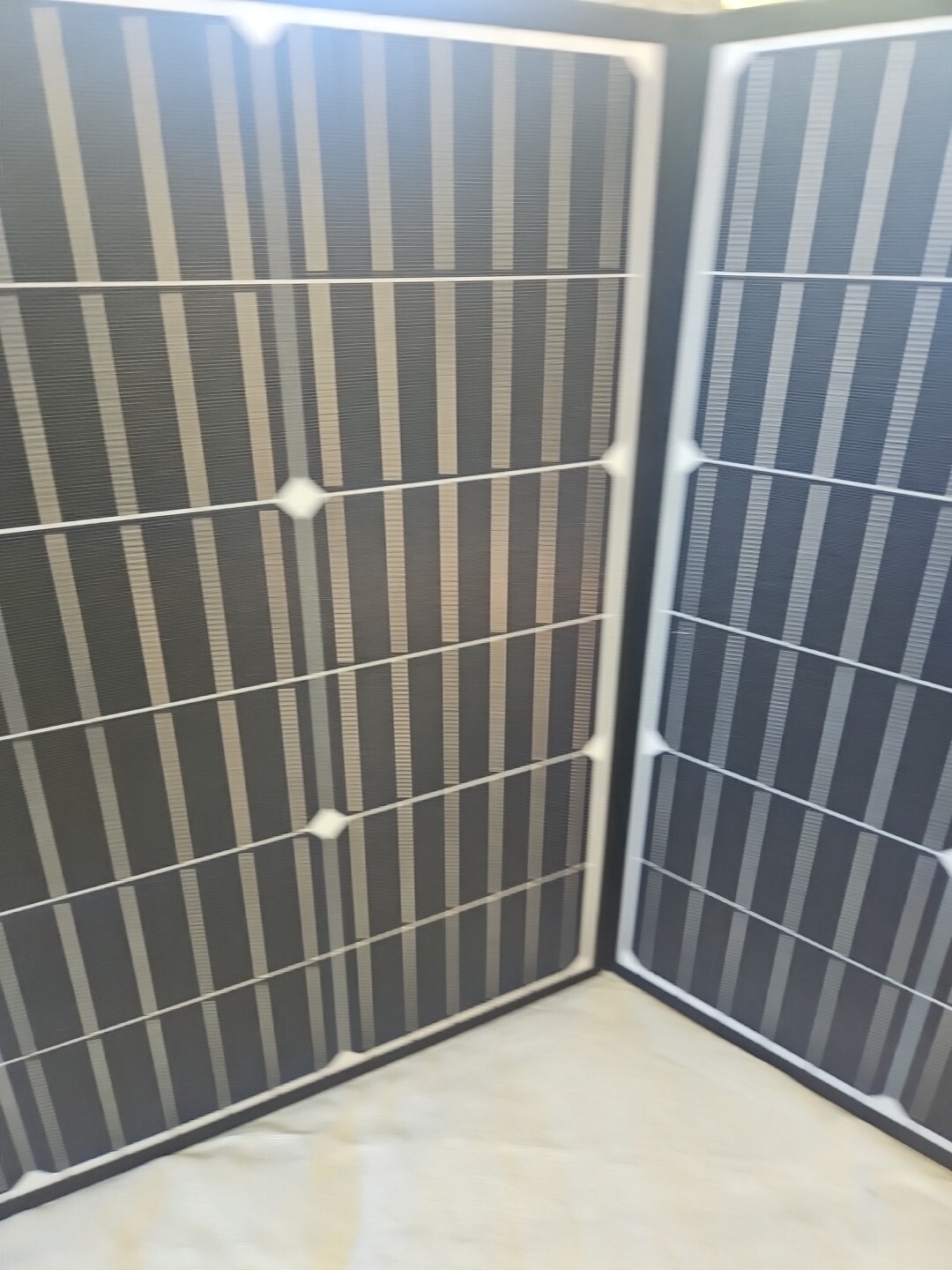 Gooloo Solar 100, 18V 100W Portable Solar Panel for Camping, Road Trip, Eme