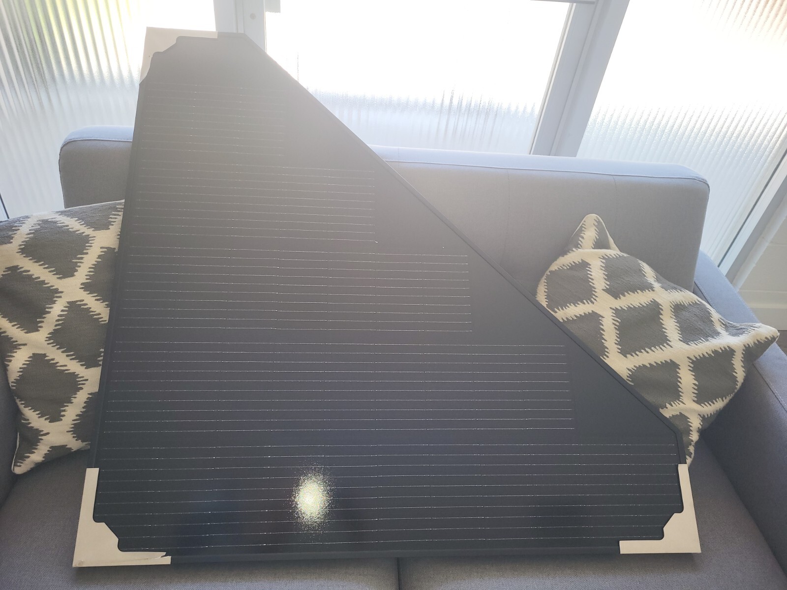 LA SOLAR 125W Triangle BLACK ON BLACK Solar Panel