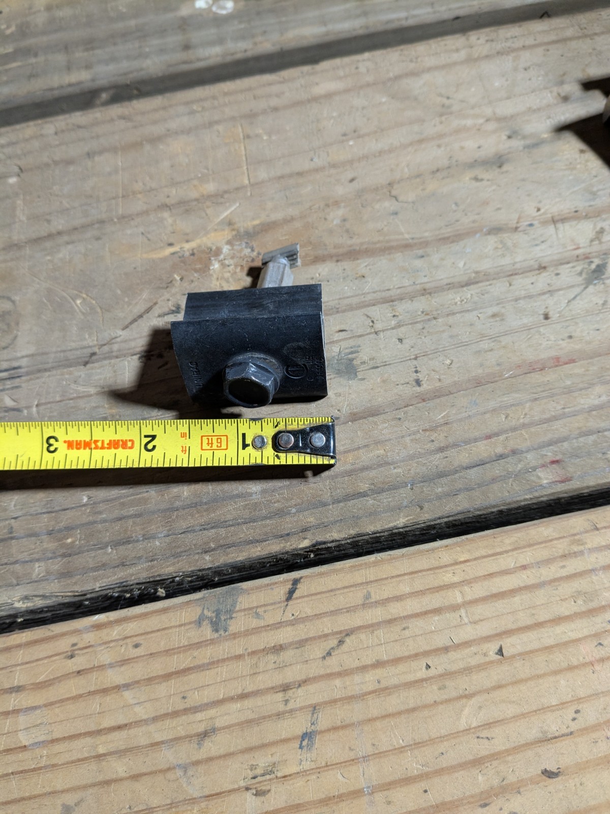 Lot of 4 UniRac Solar Mid Clamps, Black.