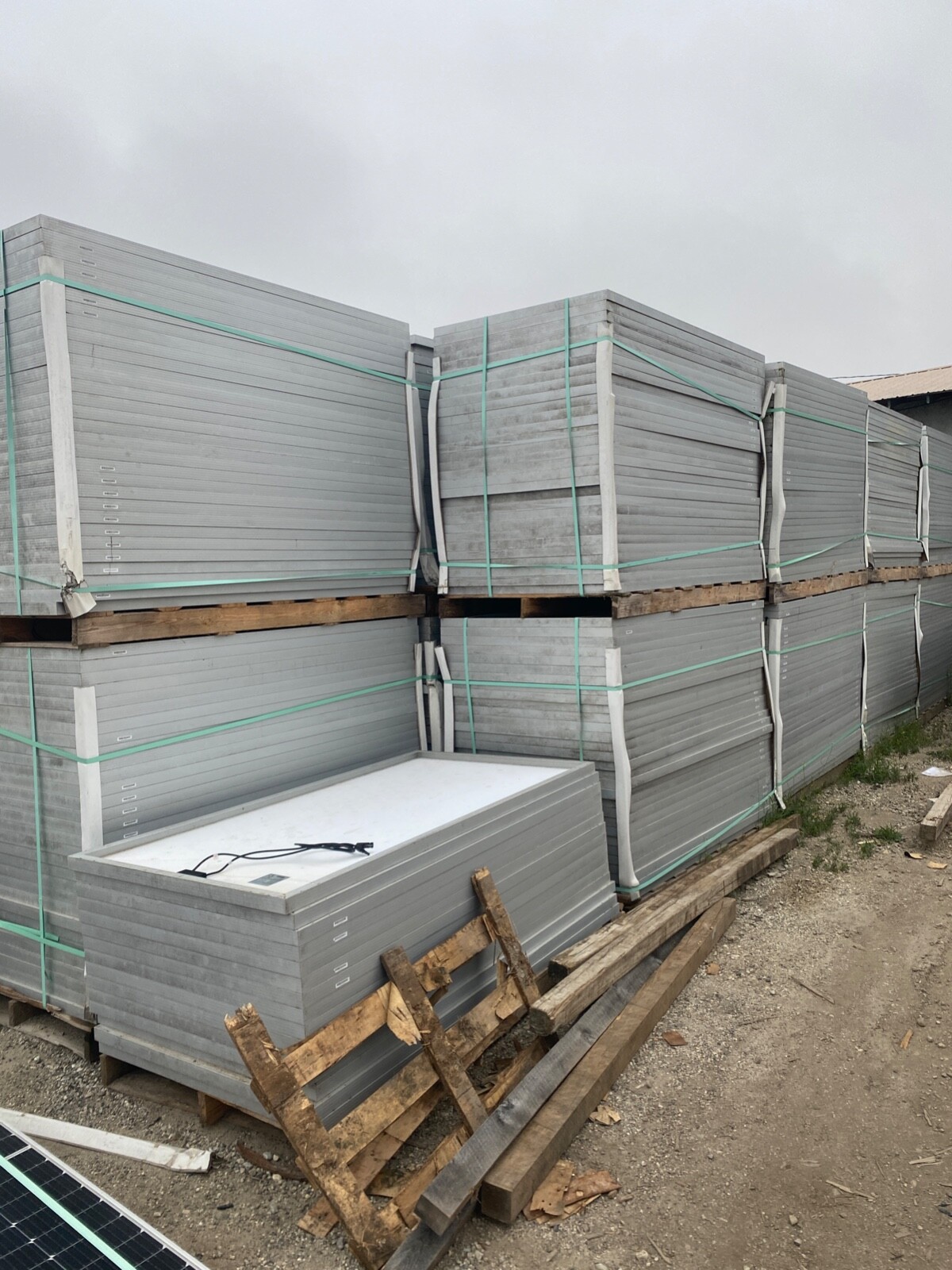 7875 WATTS Pallet of 25 Phono Solar PS315P/24T 31 REC/Canadian Solar/Q Cells