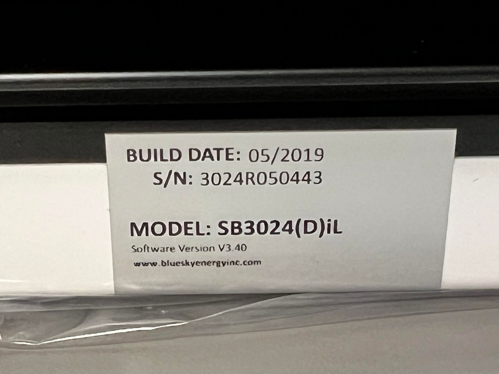 BLUE SKY SOLAR BOOST SB3024iL MPPT CHARGE CONTROL 12/24VDC
