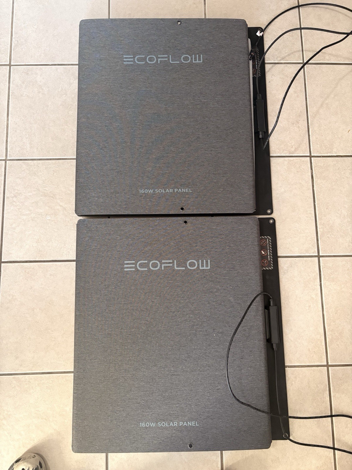 Ecoflow River 2 Max 1000W Portable Power Station + 2x 160solar panels