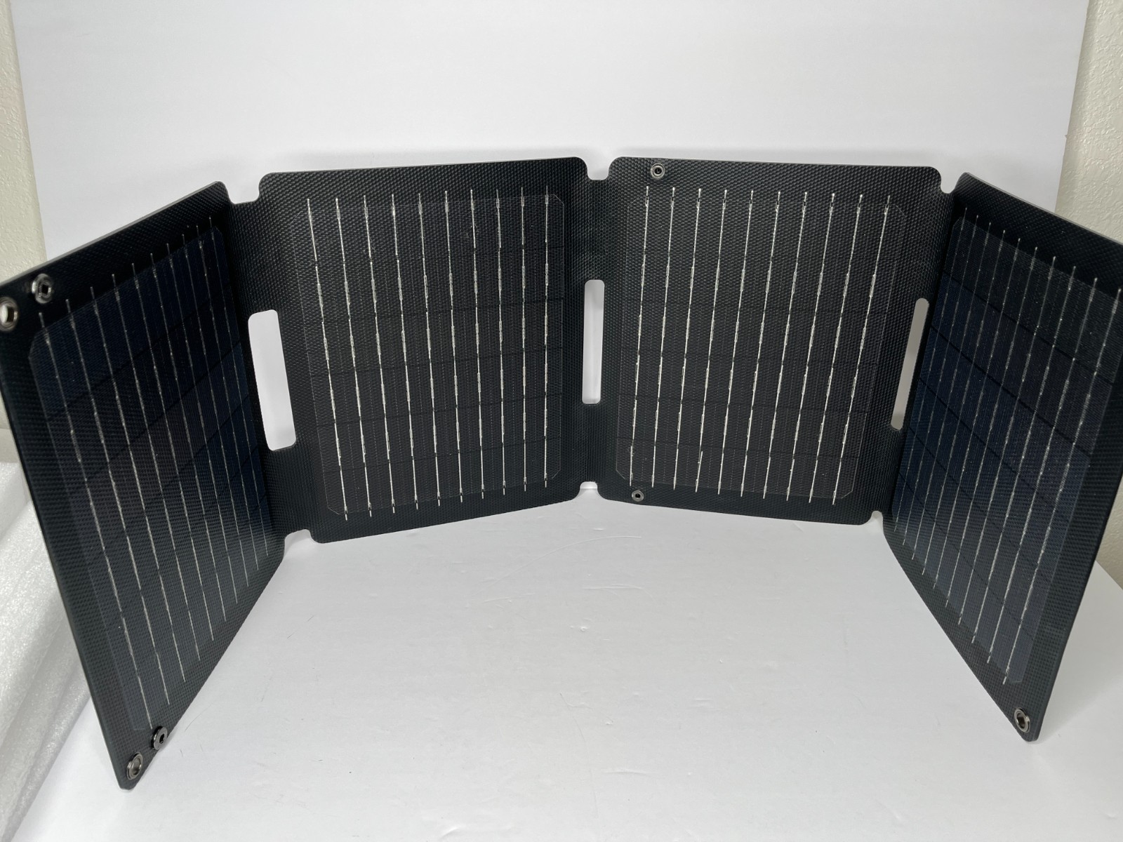 Anker Solix PS30 Solar Panel 30W Foldable Portable Solar Charger 2-Ports