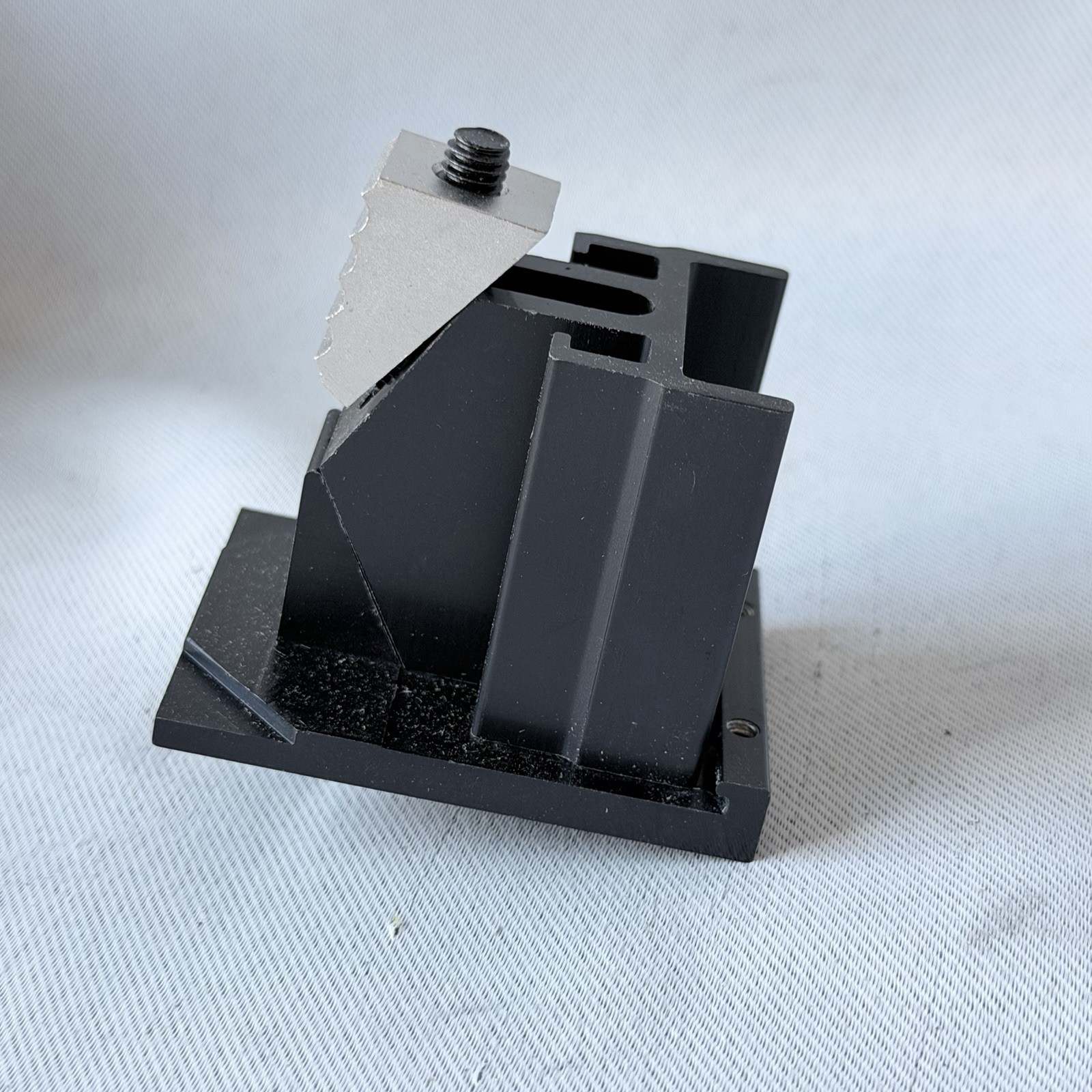 Lot of 4 – InvisiMount Assembly SunPower (518636)