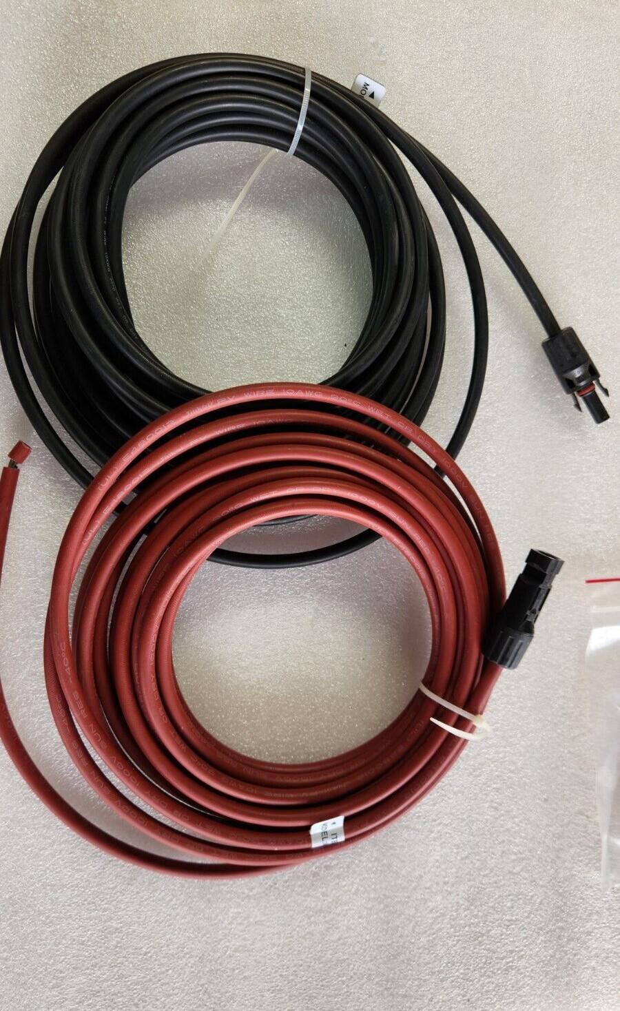 10 AWG Solar Panel Extension Cable PV Wire Solar Connectors Pair Black/Red 25 FT