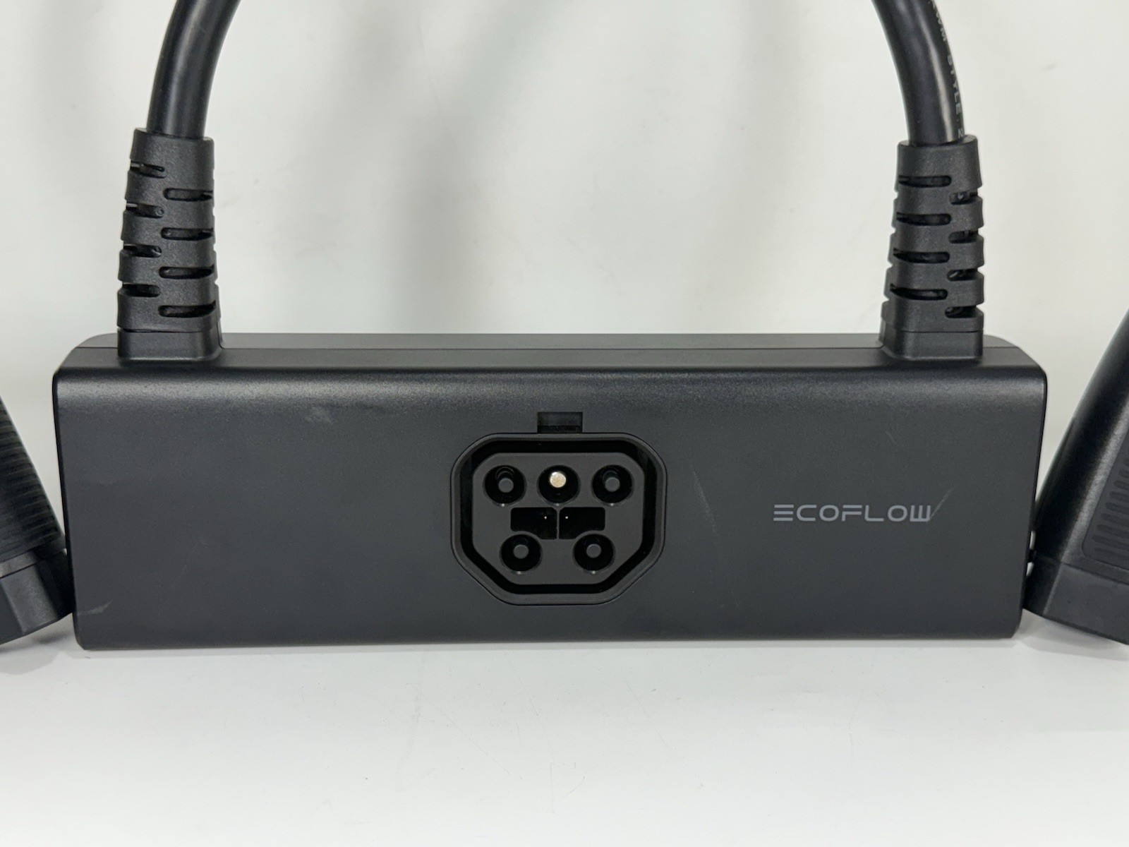 EcoFlow Double Voltage Hub Power Input/Output for DELTA Pro – EF-HP-O01-2