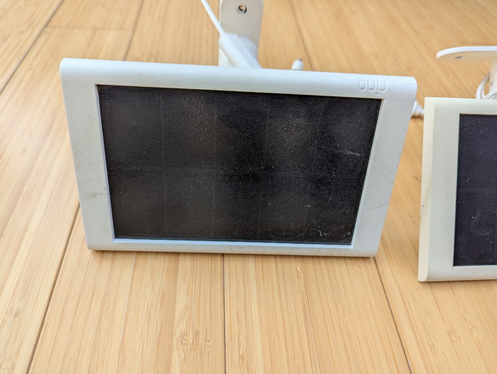 2 Ring Small Solar Panel 1.9W for Stick Up Cam White 5F78E9-USB-C