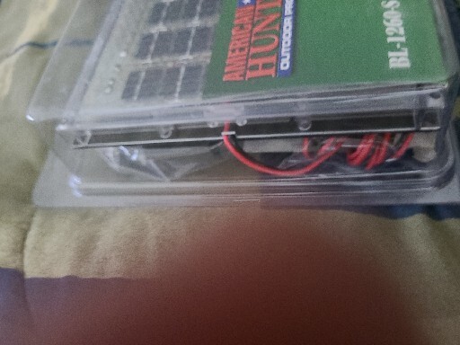 American Hunter BL-1260-S Solar Charger 12V New