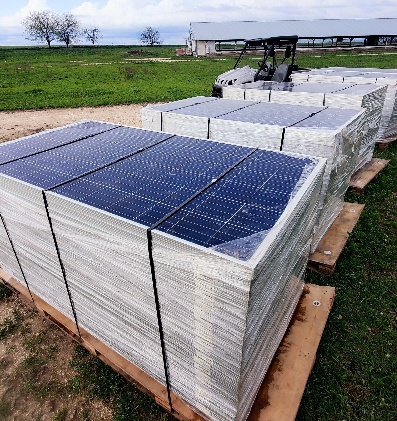 TRINASOLAR 310 WATTS SOLAR PANELS GRADE A PROFESSIONAL GRADE TSM-310PD14