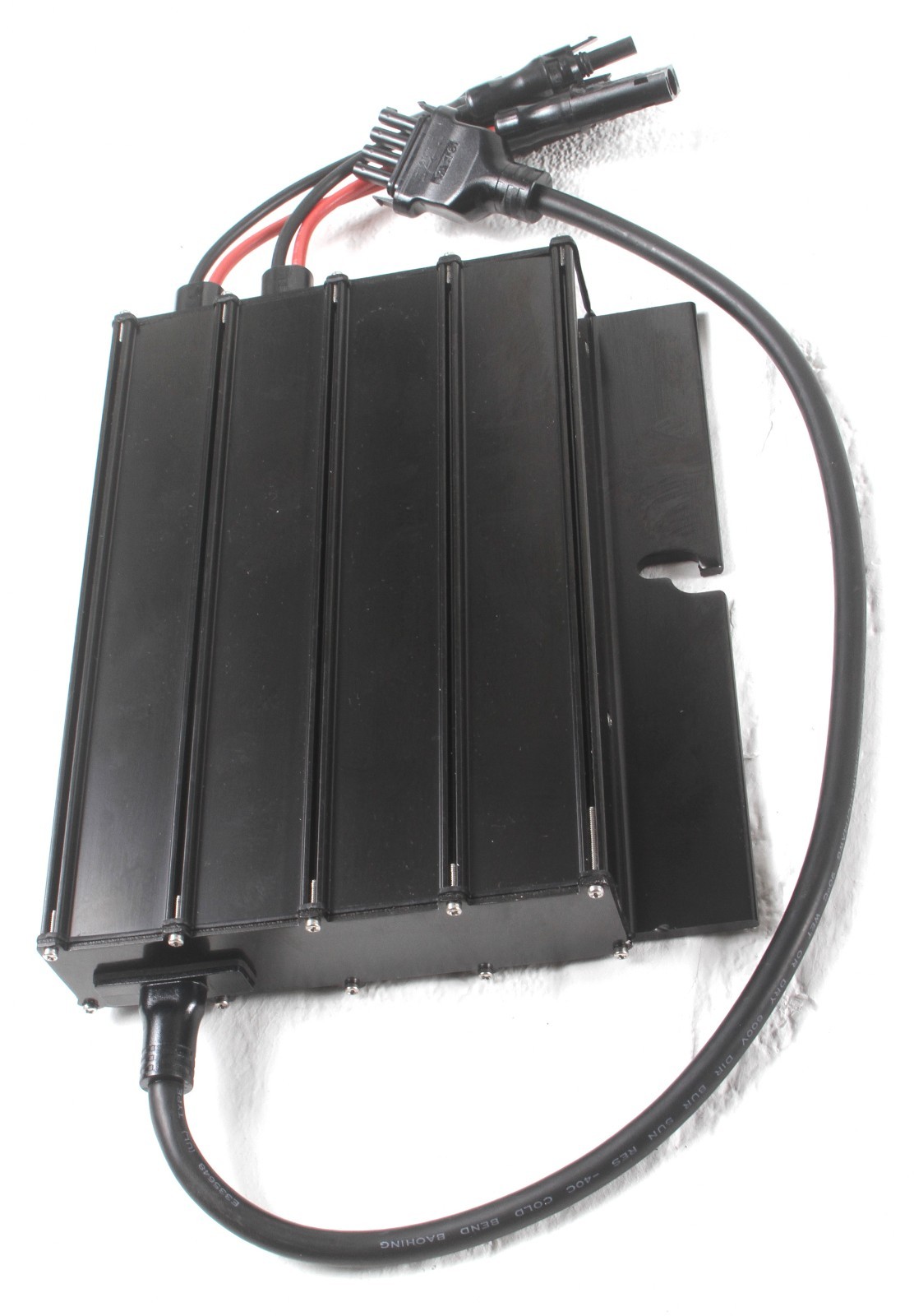 Open Box Chilicon Power CP-720-60-72-208/240-MC4 Solar Micro Inverter