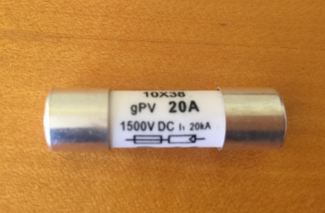PV in-line fuse 1000v 15A or 20A 10mmx38mm UL listed