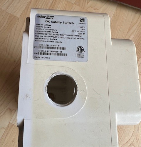 SolarEdge DCD-1PH-US-S2H-F AC/DC Safety Switch No another parts in the box.