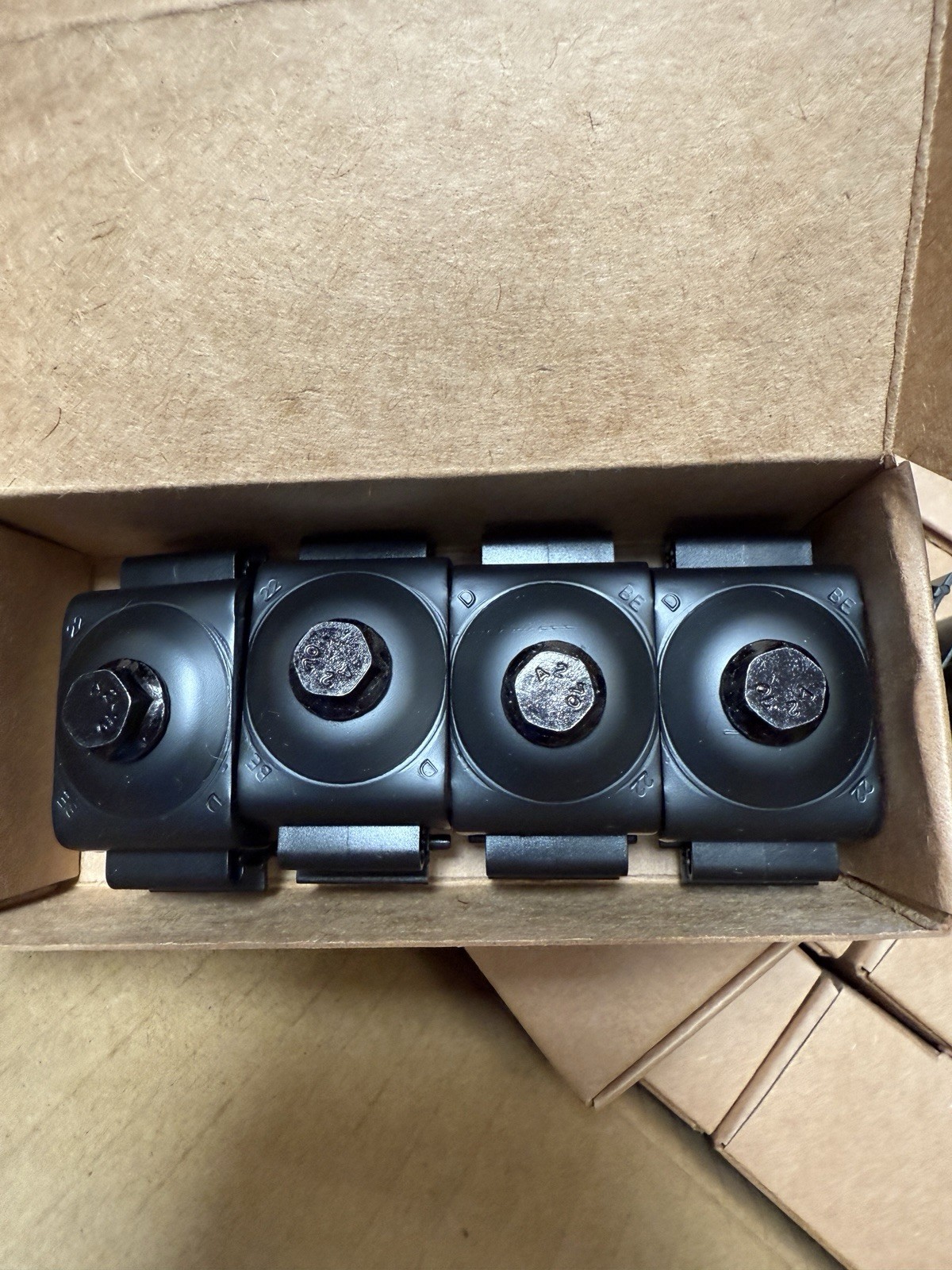 SunPower Invisimount Solar Mid Clamp — Quantity 4