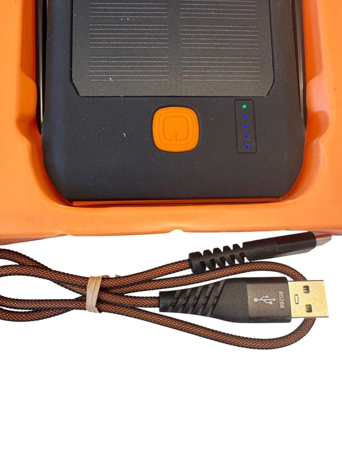 Tough Tested Solar IP44 LED10 Power Pack 10000mAh LED Light Panel NWB