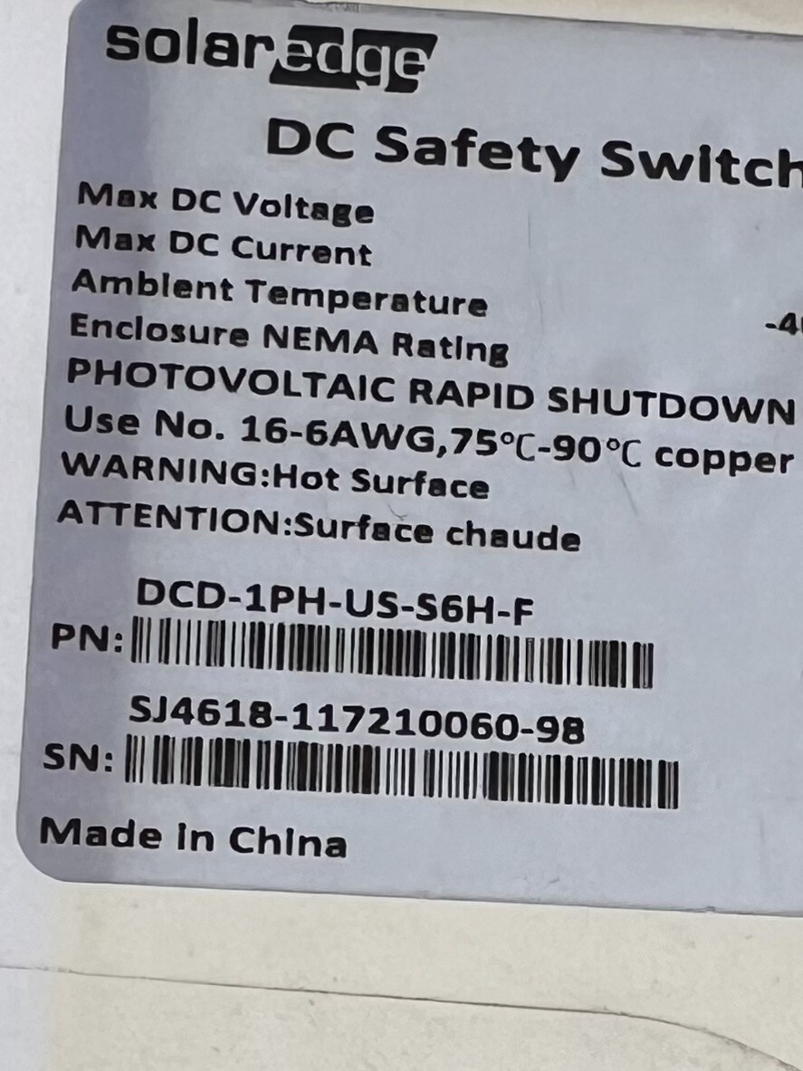 SolarEdge DCD-1PH-US-S2H-F AC/DC Safety Switch No another parts in the box.