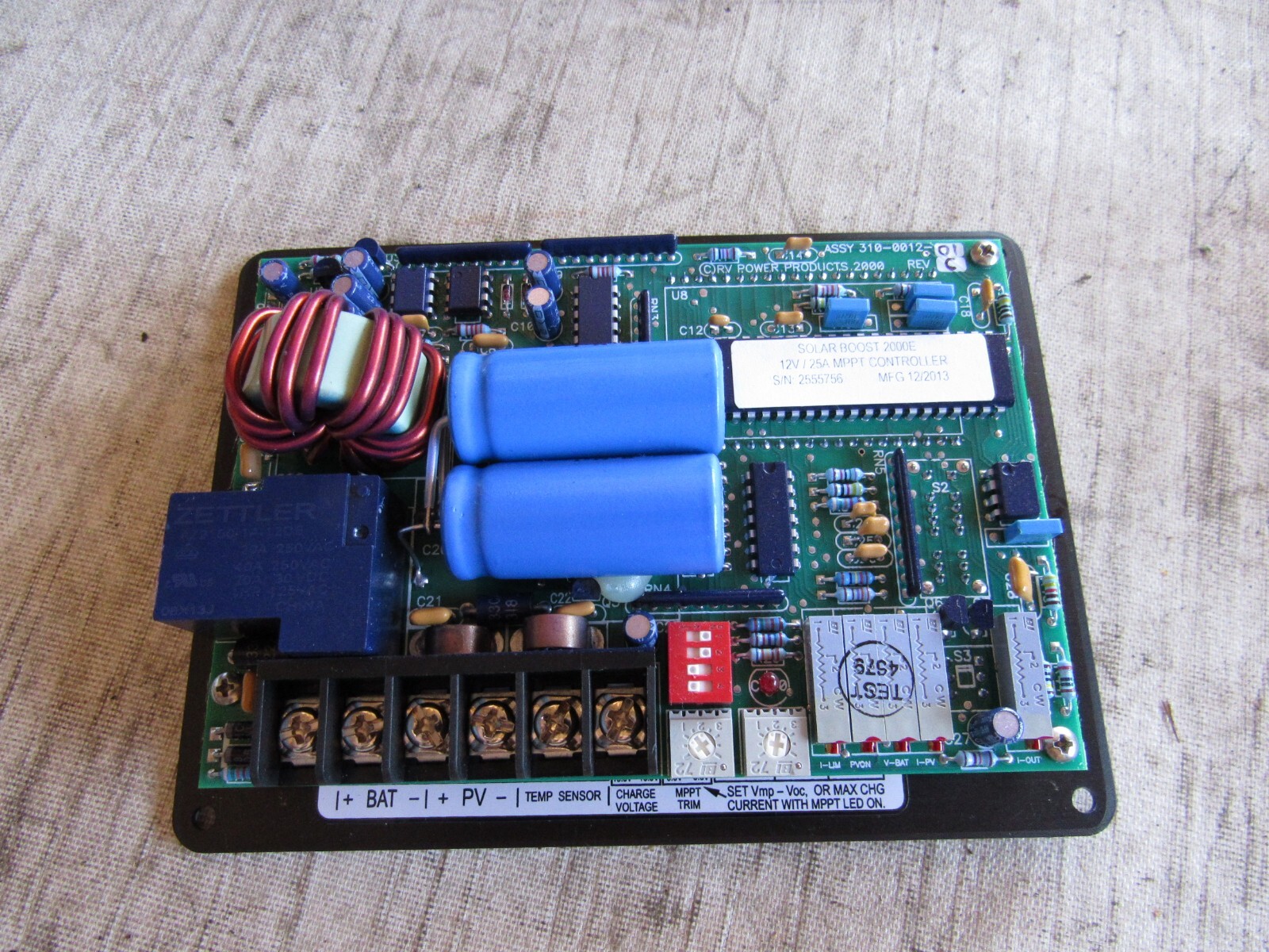 Blue Sky Energy Solar Boost 24Amp Solar Charge Controller SB2000E